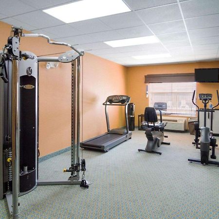 Springwood Suites Houston Iah - Beltway 8 Экстерьер фото